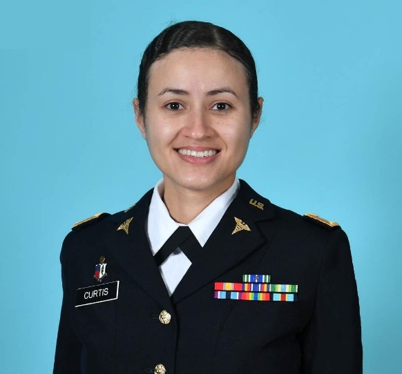 Dr. Yasmin Curtis